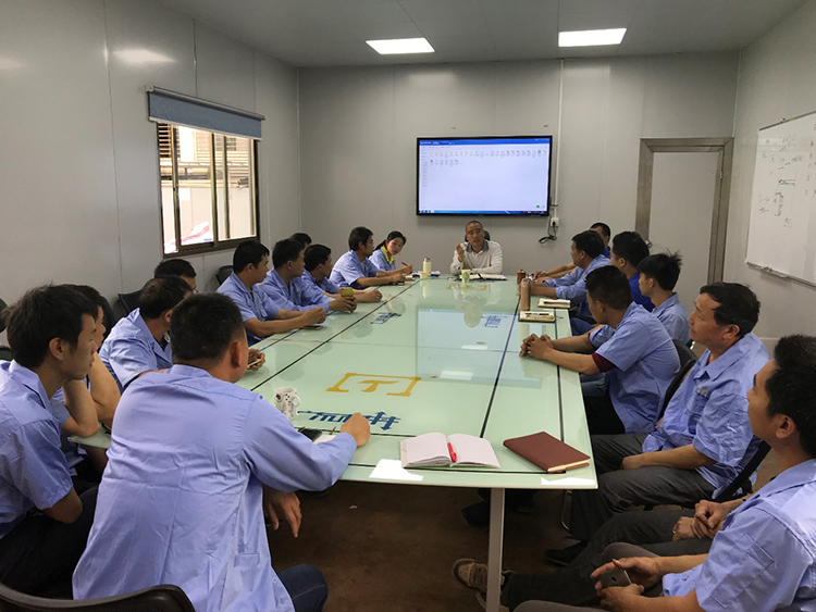 廣東梯井2018年工程部第一次安全會(huì)議暨廣東梯井舊樓加裝電梯現(xiàn)場(chǎng)會(huì)剪影